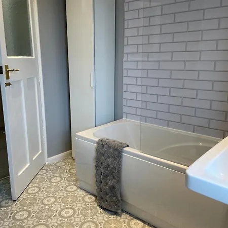 Holiday home Maple House