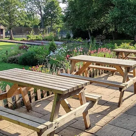 Maple House * Bristol