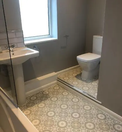 Maple House * Bristol