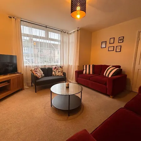 Maple House Сasa de vacaciones *