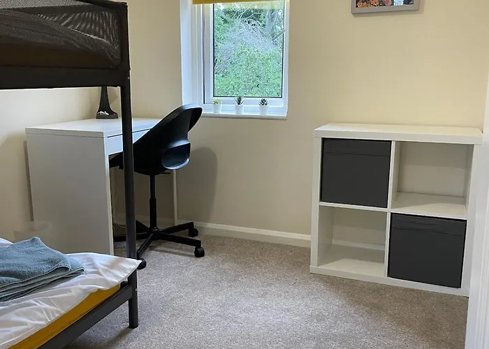 Будинок відпочинку Maple House Бристоль