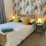 Maple House * Bristol